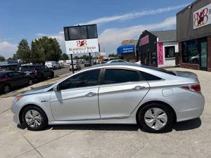 Hyundai Sonata hybride d'occasion 2015 à bas prix à vendre - Product Image 4