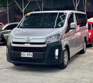 Bus d'occasion propre de 18 places - Product Image 1