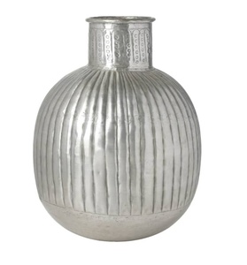 AK laiton lumière nordique luxe martelé métal cuivre vase salon hôtel arrangement de fleurs rose lys fleurs décoratives - Product Image 4