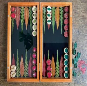 Backgammon vẽ tay, thiết kế biển dưới nước, bảng trò chơi độc đáo và nghệ thuật, hoàn hảo cho các ngôi nhà bãi biển, có sẵn - Product Image 2