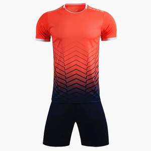 Tenue de football de haute qualité, uniforme de football imprimé à manches courtes, design personnalisé, service OEM, faible MOQ, kit d'uniforme de football - Product Image 5
