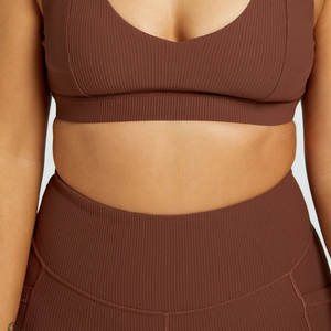 Ropa deportiva para gimnasio para mujer, sujetador y mallas para mujer, conjuntos de Yoga de talla grande con estilo a la moda para exteriores personalizados - Product Image 3