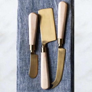 Juego de quesos de lujo de acero inoxidable con mango de madera hecho a mano Juego de quesos de alta calidad chapado en oro - Product Image 2