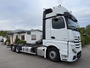 Neuf/occasion MERC EDES BE NZ ACTROS 2551 6X2 DIESEL COULEUR BLANC Transmission automatique Norme d'émission Euro 6 - Product Image 5