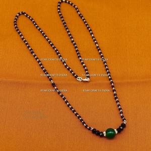 2023 personnalisé à la main mode résine collier Vintage à la mode bois résine collier pendentif moderne résine collier à vendre - Product Image 6