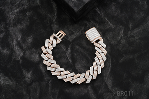 Pulsera de Cadena Cubana de Dos Filas con Diamantes Engastados, Chapada en Oro de 14K y Plata, Nuevo Diseño, Regalo de Luxira Jewels - Product Image 3