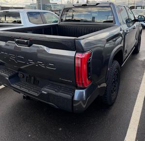 Toyota Tundra Limited TRD PRO 4x4 3.4L Híbrida 2026, la Más Vendida - Product Image 2