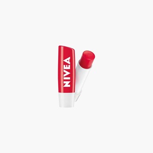 Cuidado Labial Diario para Labios Suaves, Lisos y Naturalmente Radiantes, Bálsamo Labial Nivea Strawberry Shine, Labios Brillantes - Product Image 4