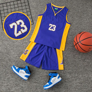 Uniforme de basketball grande taille de qualité supérieure, personnalisable avec votre propre logo, respirant, 100% polyester, ensembles à faible MOQ, Amano Sports - Product Image 1