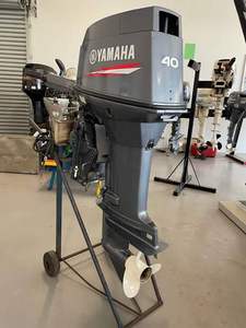 เครื่องยนต์เรือยามาฮ่า 40 แรงม้า 2 จังหวะ คุณภาพสูงระดับอุตสาหกรรม พร้อมเพลาแบบแมนนวลและสตาร์ทแบบแมนนวล รองรับการผลิตแบบ OEM ตามสั่ง - Product Image 4