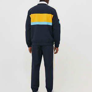 เสื้อแจ็คเก็ตกันลมคอเต่าแบบสั่งทำ ชุดวอร์มขายส่งสำหรับผู้ชาย แบบซิปสองชิ้น ผ้าไนลอน สตรีทแวร์ เสื้อผ้ากันน้ำสำหรับกิจกรรมกลางแจ้ง - Product Image 6