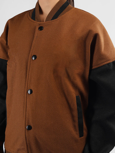 Veste universitaire pour femmes de haute qualité, surdimensionnée, broderie personnalisée, veste bomber, style universitaire tendance, vente en gros - Product Image 3
