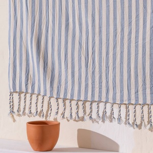 Serviette de plage turque rustique haut de gamme, rayures grises et blanches, 100% coton Peshtemal, 40x70 pouces - Product Image 4