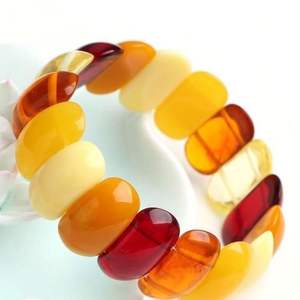 Bracelet en résine perlée de haute qualité, motif rond classique, pour femmes, design irrégulier, bijoux en gros - Product Image 6