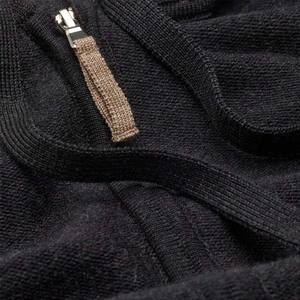 เสื้อฮู้ดดี้คุณภาพสูงทรงปกติสำหรับผู้ชายและผู้หญิง ผ้าฟลีซเฟรนช์เทอร์รี่คอตตอนแบบกำหนดเอง เป็นมิตรกับสิ่งแวดล้อม มีซิป คอทรงกลม หนานุ่ม - Product Image 3