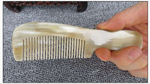 Peine de Cuerno de Búfalo Natural de 12cm/16cm, Dientes Anchos, Antiestático, Masajeador de Cabeza, Cepillo para el Cabello, Cuidado de la Salud, Peine para Barba - Product Image 4