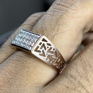 Elegante Anillo de Hombre VDS de Oro de 14K y 18K con Diamante Natural Real, Corte Brillante, Certificado por Terceros, Joyería Premium para Ocasiones Especiales - Product Image 2