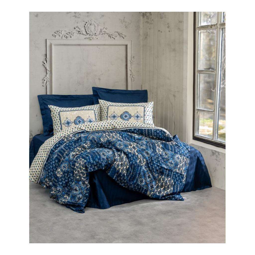 สีกรมท่า