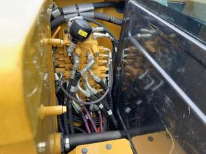 Nouvelle mini-pelle CAT 302 Caterpillar, engin de chantier hydraulique sur chenilles, excavatrices de 2,2 tonnes, meilleur prix de gros - Product Image 5