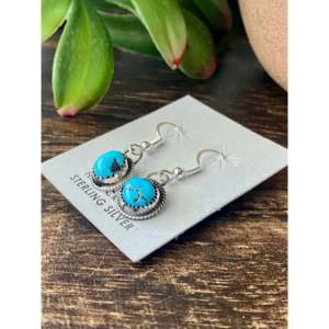 Pendientes Colgantes Hechos a Mano en Kingman con Turquesa y Plata de Ley, Estilo Navajo, para Regalo - Product Image 4