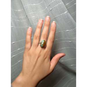 Bague artisanale bohème en turquoise Royston et argent sterling, fabrication Navajo, taille 7.75, pour un usage quotidien, certifiée IGI - Product Image 5