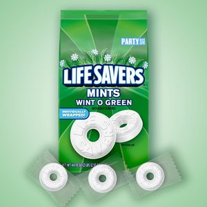 LIFE SAVERS Wint-O-Green Bonbons d'été Menthes dures emballées individuellement, format fête, sac en vrac de 2,8 lb - Product Image 2