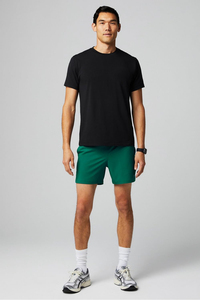 Short d'entraînement réfléchissant pour homme Polyester léger à séchage rapide avec bordure réfléchissante Taille élastique et doublure en maille Conçu pour - Product Image 4