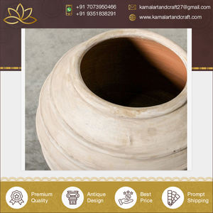 Maceta de Terracota Vintage Malih, Hecha a Mano, de Kamal Art and Craft, Color Blanco Tierra, 48x48x56 cm, para Uso en Interiores, 18.7 kg - Product Image 2