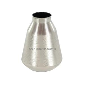 <b>Unique</b> Design Aluminum Flower <b>Vases</b> Luxury Home & Wedding Tabletop Decoration Silver Finished Metal Flower <b>Vases</b> - Product Image 2