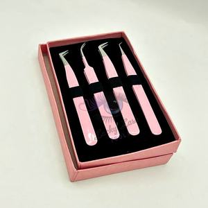 Juego de Pinzas para Extensión de Pestañas de Acero Inoxidable Rosa Bebé Personalizadas con Punta Puntiaguda, Etiqueta Personalizada y Agarre Fuerte - Product Image 6