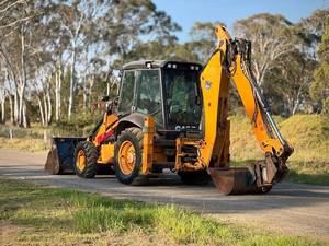 2018 590ST รถตักดินพร้อมเครื่องยนต์ดีเซล Eaton ระบบไฮดรอลิกส์ควบคุม PLC ประสิทธิภาพสูง - Product Image 3