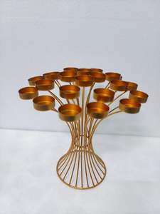 Le support de lampe à thé de luxe en métal Leaf Design peut être parfaitement assorti à la décoration de votre salon Utilisez ceci pour allumer des bougies parfumées - Product Image 6