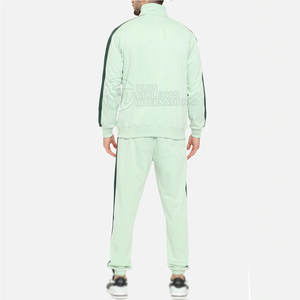 ชุดวอร์มผู้ชายแบบใหม่ขายส่ง สีพื้นเรียบง่าย สไตล์ลำลอง แฟชั่น ชุดวอร์มสองชิ้น ผลิตในปากีสถาน - Product Image 2