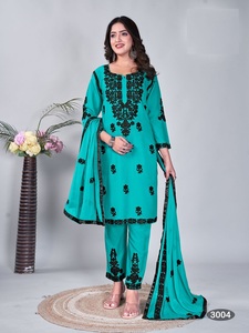 คอลเล็คชั่นใหม่14กก. ยาวถึงพื้นทำจากผ้าขนสัตว์ชุดเดรสพิมพ์ลายดอกไม้ทรงเอไลน์ลูกไม้สี่ด้าน dupatta กางเกงทอด้านบนซักได้ - Product Image 4