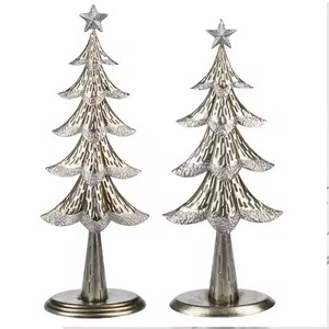 Arbre de Noël en métal vert scintillant avec des étoiles pour la décoration de table, arbre de Noël de table pour la décoration de la maison - Product Image 4
