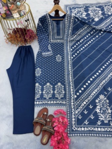 Diseño de bordado de Georgette falso étnico indio para mujer Kurta con pent & Dupatta - Product Image 3