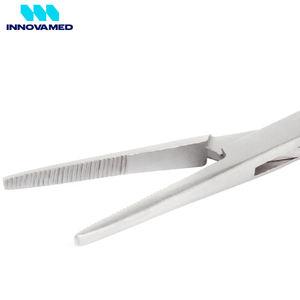 Pinces hémostatiques Kelly à verrouillage, prix raisonnable, sur mesure, droites 5.5, instruments chirurgicaux par INNOVAMED - Product Image 6