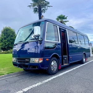 Mini-bus Mitsubishi Fuso Rosa d'occasion, idéal pour le transport scolaire, le tourisme et les navettes d'entreprise - Product Image 5