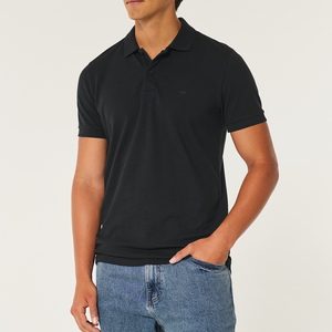 Cómodo Polo negro azabache para hombre con logotipo bordado personalizado Polo de secado rápido para hombre 100% Polo de algodón para hombre - Product Image 3