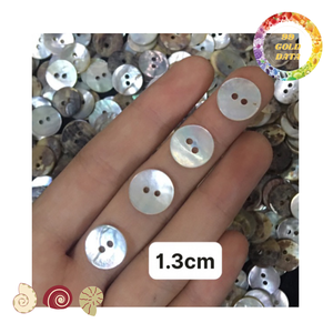 Boutons de coquillage perle faits à la main à partir de coquille de conque | commande en gros pour la production de vêtements et la fourniture d'accessoires de vêtement d'exportation - Product Image 1