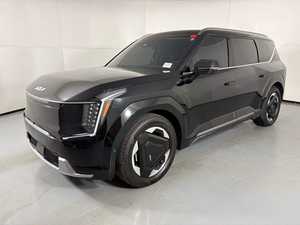 Sorento E-V9 2024 en Excelentes Condiciones, AWD 4D, Automático, Cuero, R18, Volante a la Izquierda, Listo para Conducir - Product Image 3