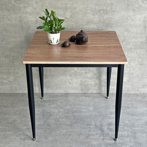 Mesa de Comedor Cuadrada de 80 cm con Patas de Hierro Cónicas, Construcción Estable Hecha de Madera Contrachapada BA68161 - Product Image 4