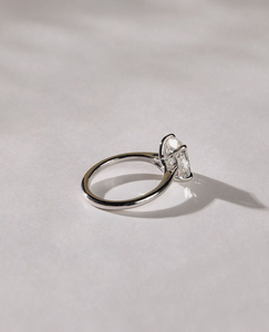 Bague de fiançailles solitaire en moissanite taillée coussin 2CT, bague en diamant moissanite coussin classique Bague tendance en argent sterling 925 - Product Image 2