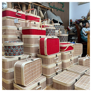 Panier de pique-nique en bambou, boîte en contreplaqué de bambou avec serrure pour un emballage et un rangement de qualité supérieure pour les kits de pique-nique, en provenance du Vietnam - Product Image 5