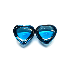 Topaze bleue de Londres naturelle en forme de coeur Cabochon paires de pierres précieuses lisses pour la fabrication de boucles d'oreilles et de bijoux - Product Image 1