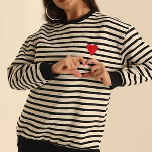 La sudadera de talla grande para mujer de estilo más popular a la venta sudadera de mujer con logotipo personalizado de manga larga - Product Image 1