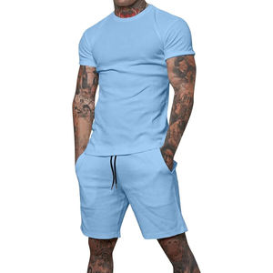 Ensemble t-shirt et short de survêtement à manches courtes pour hommes d'été respirant le plus à la mode 2 poches de haute qualité - Product Image 1