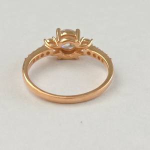 แหวนหมั้นเพชร3เม็ดกลมโมอิส7.00มม. สีเหลืองทอง18K - Product Image 3