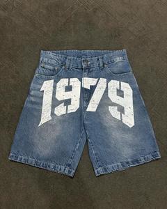 Jorts de mezclilla hasta la rodilla hechos a medida OEM, jeans personalizados de alta calidad con serigrafía, MOQ bajo, jorts holgados lavados con efecto ácido de alta calidad. - Product Image 2