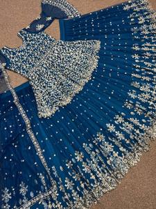 ชุดสูท Lehenga ลำดับปักสุทธิจากนักออกแบบล่าสุด - Product Image 3